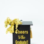 Что подарить из россии