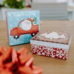 Что подарить оригинальное другу